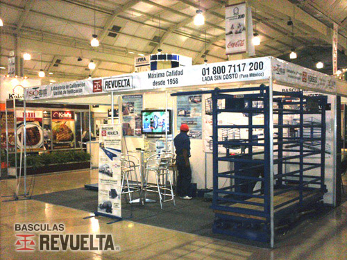 Estand de Básculas Revuelta.